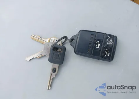 1996 Buick Regal Custom z USA, uszkodzony, nr VIN 2G4WB52K2T1427121